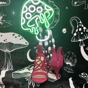 Amelia Grace Pink AG Carin Strap Heel Size 6